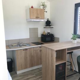 Studio Tiny House, hotel in Chantonnay