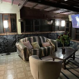 Bella casa en cerró azul PANAMÁ, hotel a Panamà