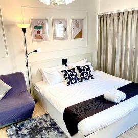 Impact Arena C8 Condo by GoodRoom24, hotel in Thung Si Kan