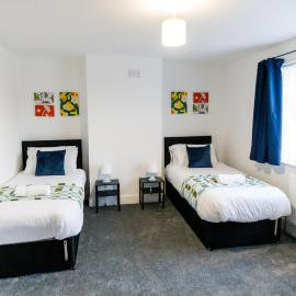 Spacious 2Bed - Great for Contractors - Driveway&Garden