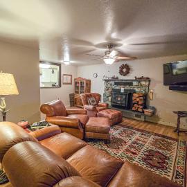 Hummingbird Retreat, Hotel in South Fork