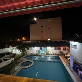 Hostal Aruba, hotel sa Atacames