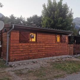 Caravane 4 personnes au camping d'Aussois, hotel v destinácii Aussois