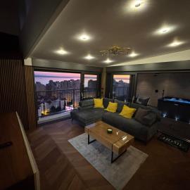 Magic VieW Luxury Penthouse with Jacuzzi and Sea view