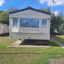 Highfield Grange Holiday Park, hotel in Clacton-on-Sea