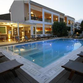 Alegria Suites, hotel en Nikiti