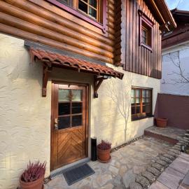 Buntes Nest im Holzhaus, hotel u gradu Frommern