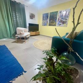 Apt 1 chb belle déco résidence avec piscine, ξενοδοχείο σε Rémiré