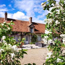 Par les Prés et les Bois de Sologne, hotel v destinácii Bauzy
