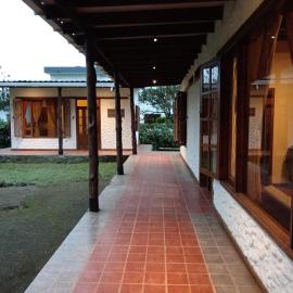 Rest & Galapagos Adventure, hotell i Bellavista