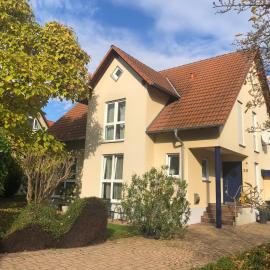Ferienwohnung Villa Südpfalz mit Fernblick, hotel di Böchingen