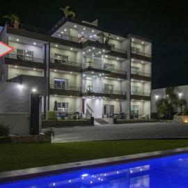 New Loft with Sky Bar and Pools, отель в городе Оастепек