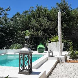 -Alba, Hotel in Okrug Donji