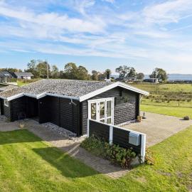 Stunning Home In Aabenraa, hotel v destinaci Aabenraa