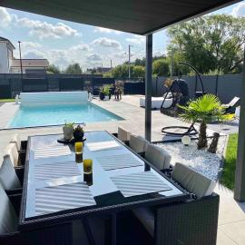 L'escapade Lorraine - Villa and private pool, hotel en Florange