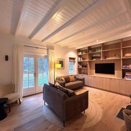 Detached holiday home in the middle of the forest, hotel a Lunteren