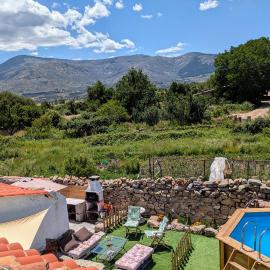 Viesnīca MaderaVieja - Piscina & Jacuzzi pilsētā Amavida