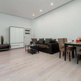 Nowomiejska Spacious Studio Near Plac Wolności in Łódź by Noclegi Renters
