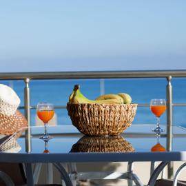 Oak Wood - Sea View Exclusive Maisonette, hotel a Sfakaki