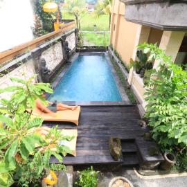 Frangipani Bungalow โรงแรมในอูบุด
