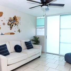 Tropical Heaven 3BR Apart on Vega Baja Beach, hotel en Vega Baja