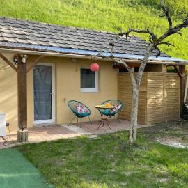 Casa 4 Saisons - Studio - PiscineJardin - Proche centre-ville – hotel w mieście Brive-la-Gaillarde