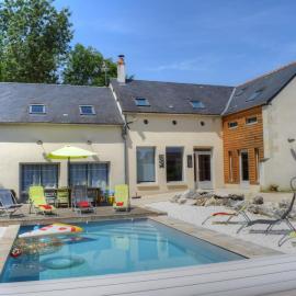 Les Prairies du Val d'Amboise Grand Gite 15 pers avec piscine - PMR