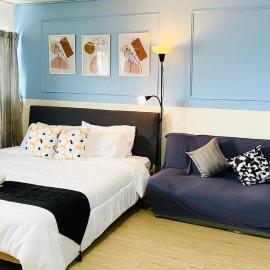 Impact Arena Condo TwoTone By GoodRoom24, hotel in Ban Song Hong