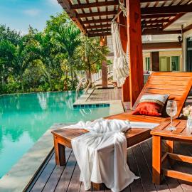 Farinda Resort & Pool Villa, hotel in Ban Huai Muang