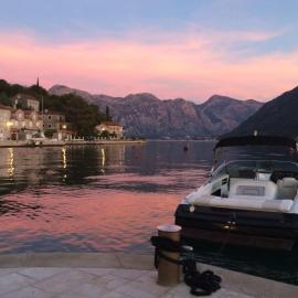 Beachfront Villa Perast, hotel di Perast