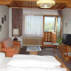 Schwarzwald-Gasthof Hirsch, hotel en Bad Wildbad