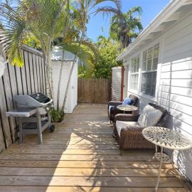 Orange Blossom Suite Conch Republic Cottage