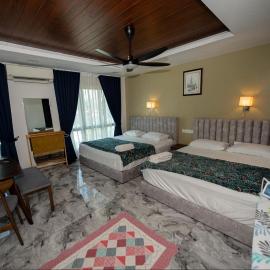 MKB Homestay - 2 X King Bed Studio Room with view & FREE parking, hotel in Shah Alam