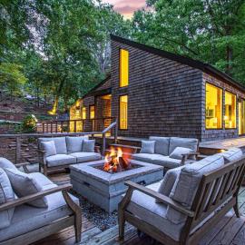 Dream Retreat with Hot Tub, FirePit, Grill and only 15 min to Downtown Chattanooga, Hotel in Signal Mountain
