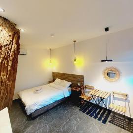R&B Tree House