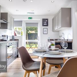 Alpha House Groups Contractors Families Welcome, hotel in Birmingham