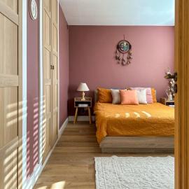 Cosy 2 Bedroom Home - FREE Parking & Garden with BBQ โรงแรมในเคนท์