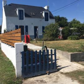 Viesnīca Maison typique du pays bigouden pilsētā Tréffiagat