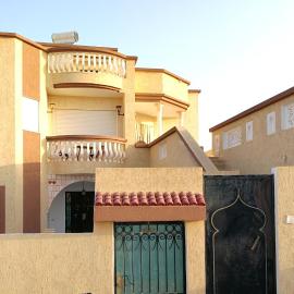 Viesnīca Dar Jamila pilsētā Awlād ‘Umar