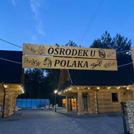 OŚRODEK U POLAKA nowoczesna stodoła, hotel in Radkowice