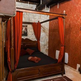 Les sorciers de Lauzerte immersion magique, hotel di Lauzerte