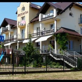 B&B Artemida, hotel in Ostrowo