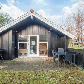 4 person holiday home in Hovborg-By Traum