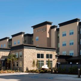 Residence Inn by Marriott New Orleans Elmwood، فندق في Elmwood