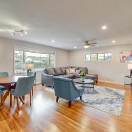 6 Mi to Dtwn: Dog-Friendly Home w/ Yard in Tulsa, Hotel in Tulsa