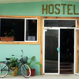 Dreamer's Hostel, hotel in Bocas Town