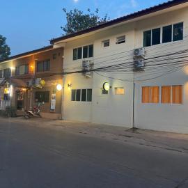 จอมเมือง Motel, hotel en Nan