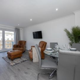 Central Brighton Marina - Apartment - Sleeps 4