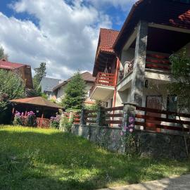 RED HOUSE Sinaia