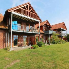 Ferienwohnung Alice mit 2 Balkonen und Meerblick, hotel a Putbus
